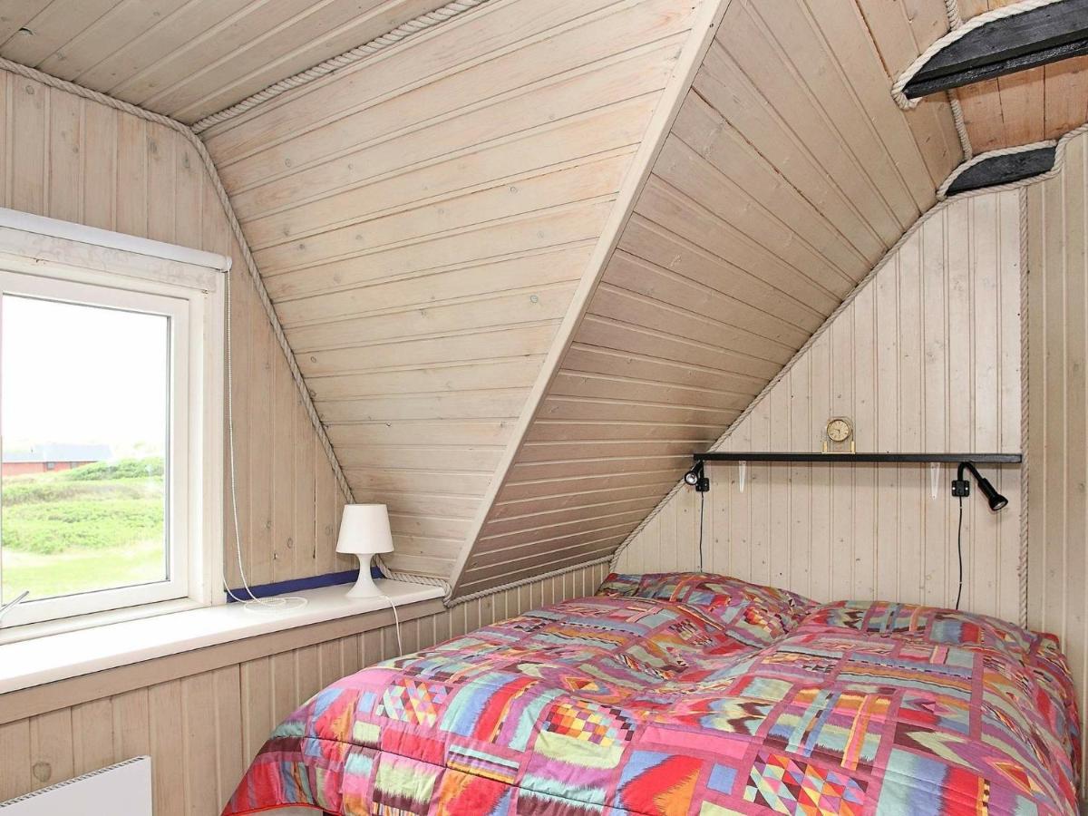 6 Person Holiday Home In Blokhus Quarto foto